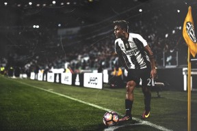 瑞士马术协会举办“马术与文化”展览，展示马术与瑞士传统文化的融合。