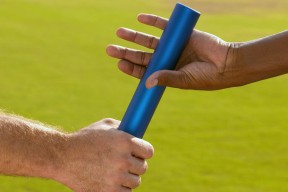 尼斯前锋林格舍演绎好戏连台，为球队贡献绝杀助攻，林格尼治时间